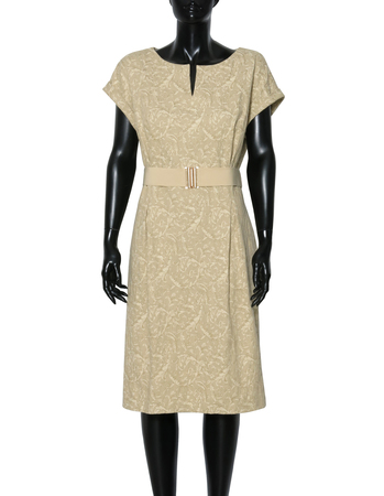 Prosta sukienka z zakładkami w tali z żakardu bawełnianego (3)